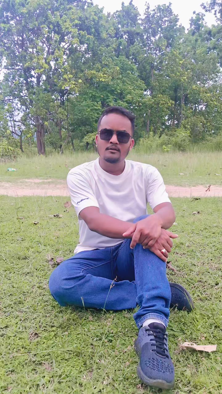 @अनिल  प्र.विश्वकर्मा(कालेकोटे)