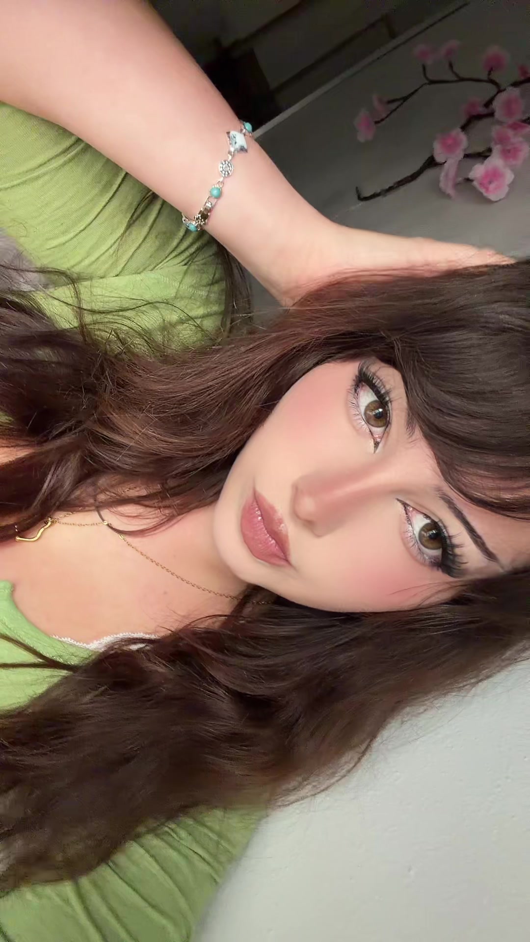 @r