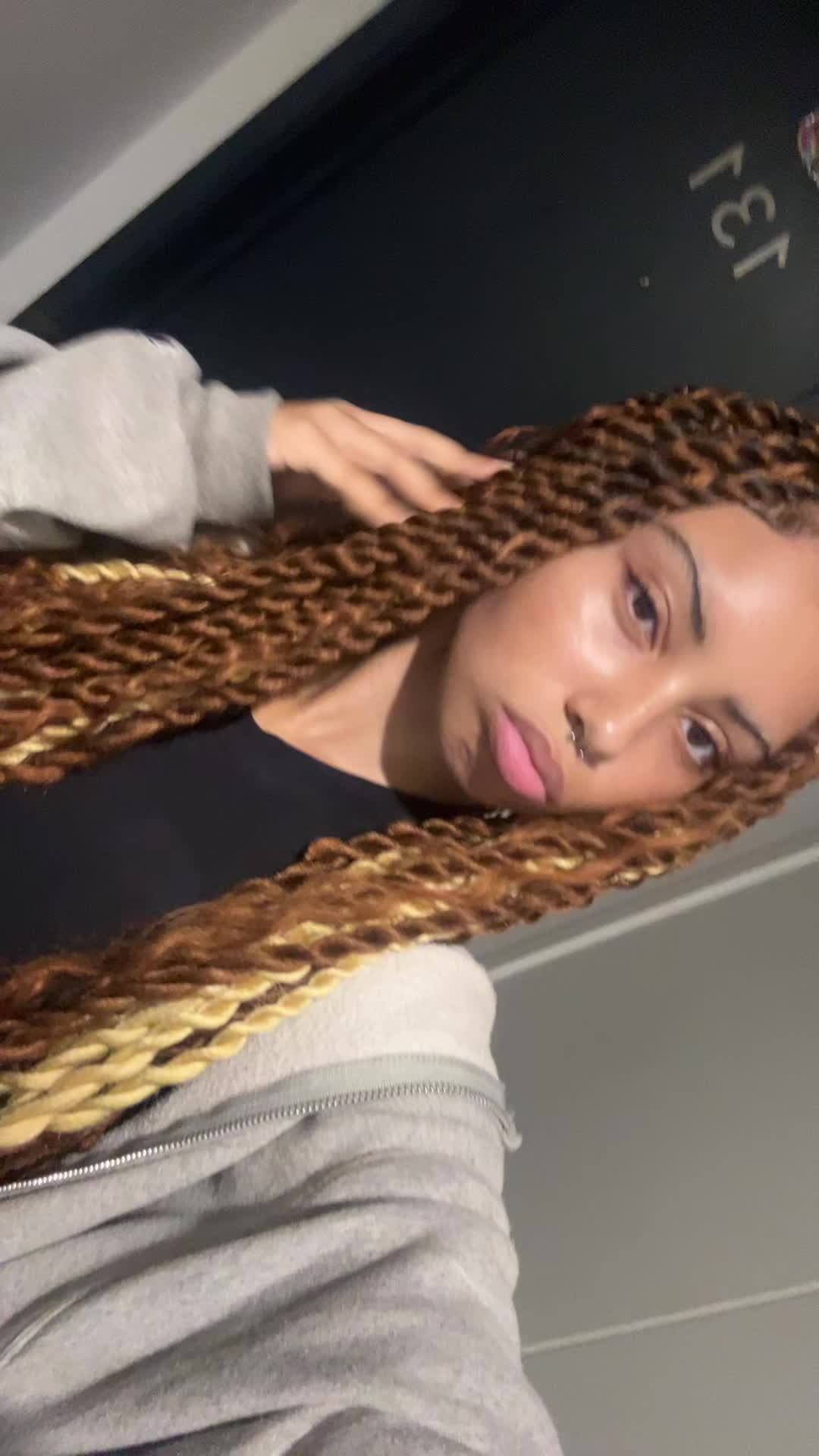 @khadija🖤