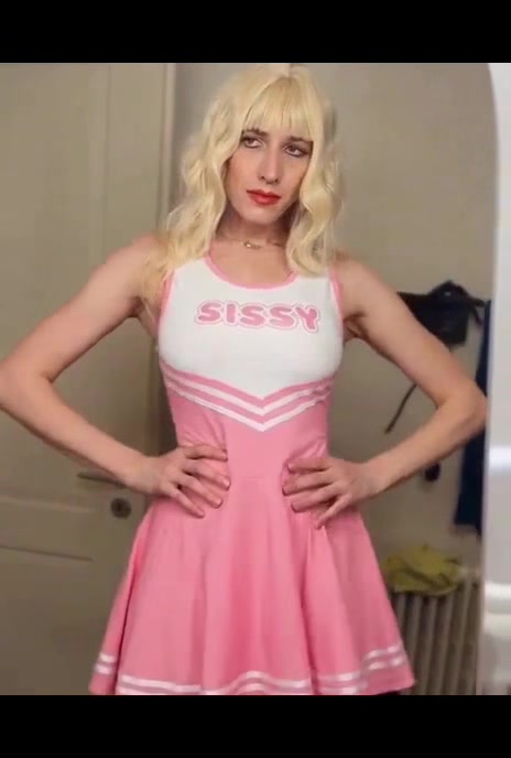 @Kiki_sissy_BOY