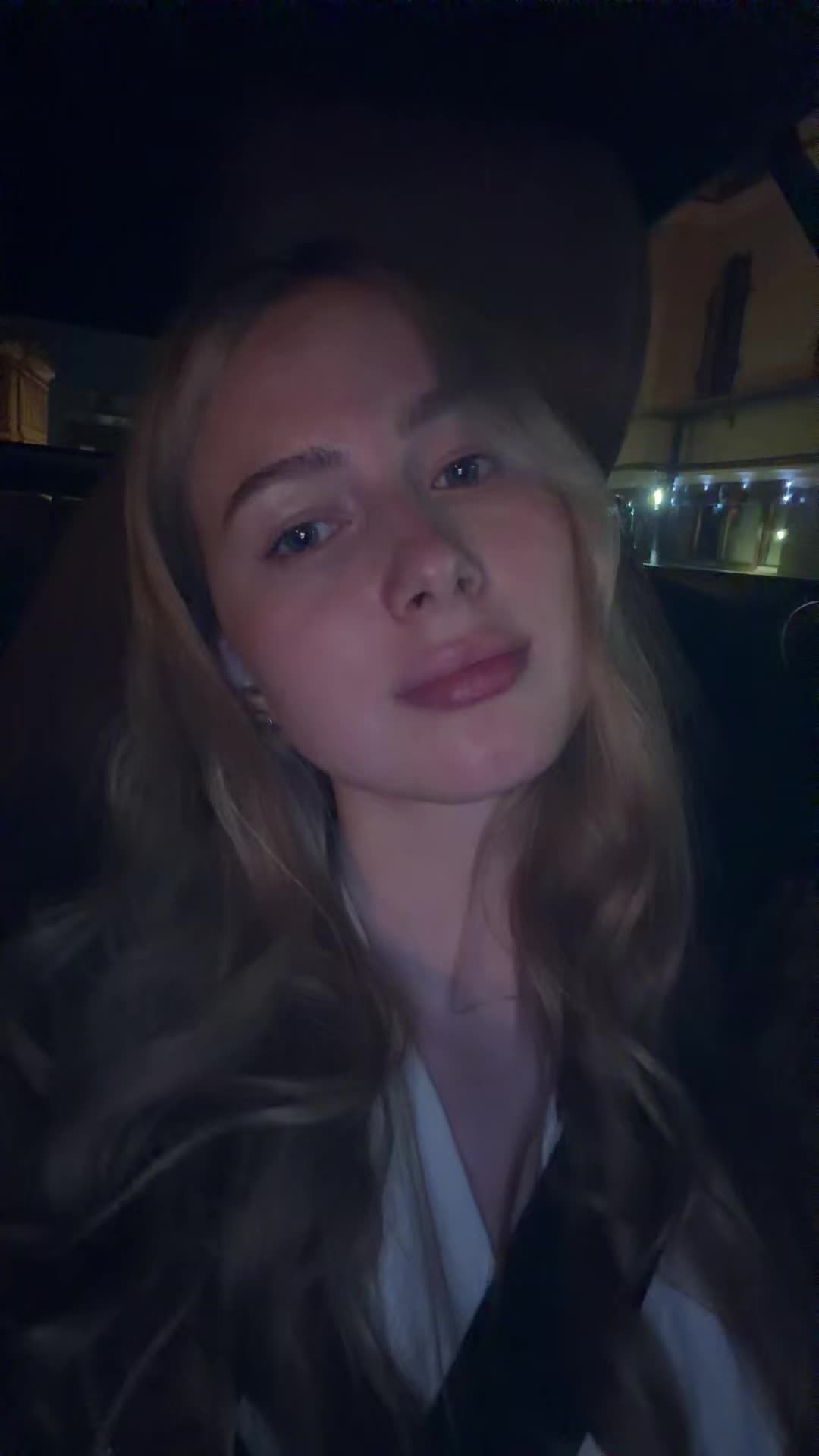 @isabrinaahhh