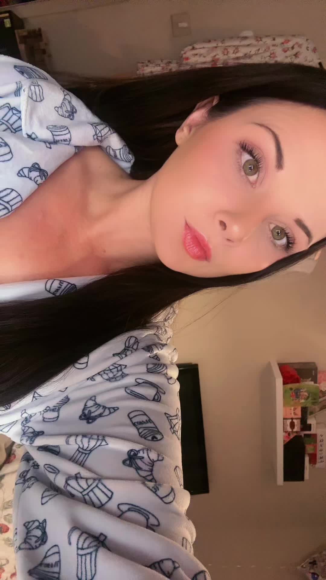 @Katlove🐝