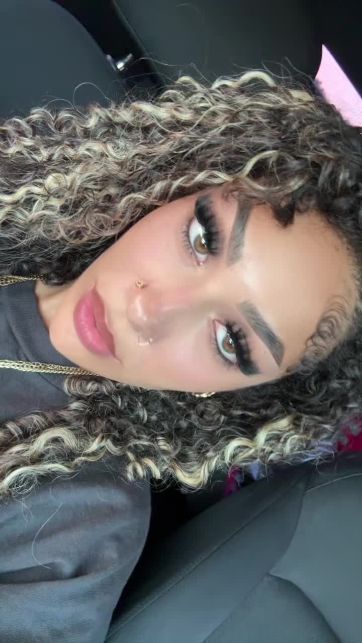 @laanniiilovee