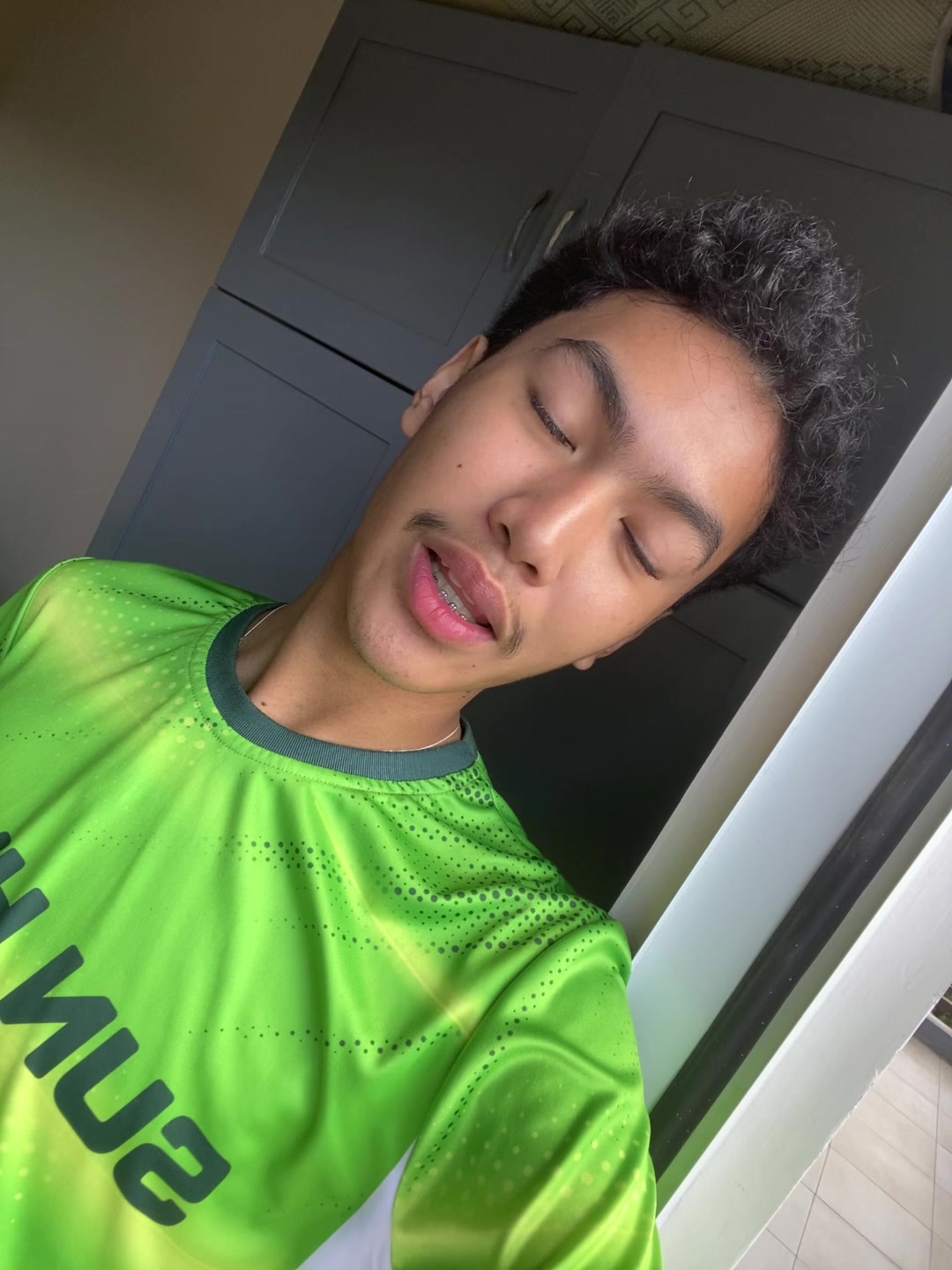 @Drei