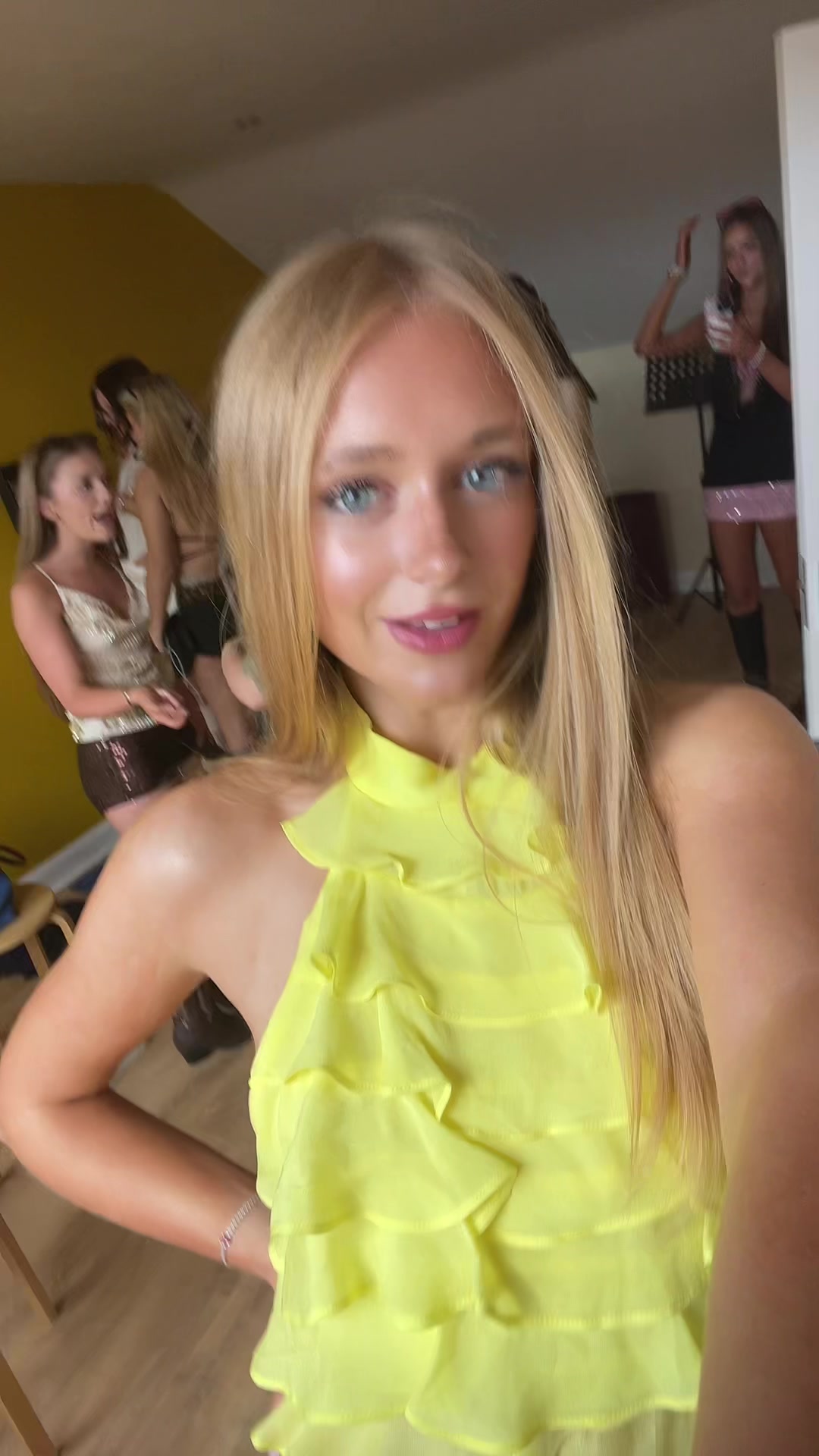 @lilyclarkeh