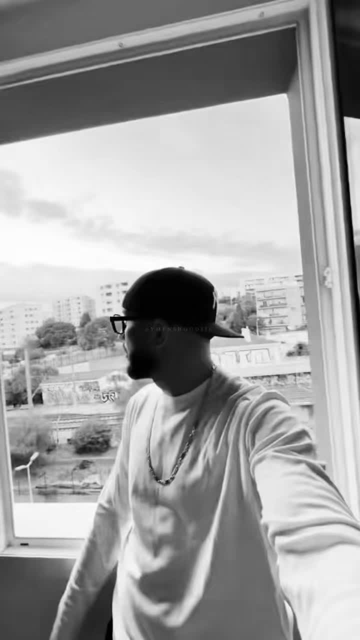 @aymenshoodiie