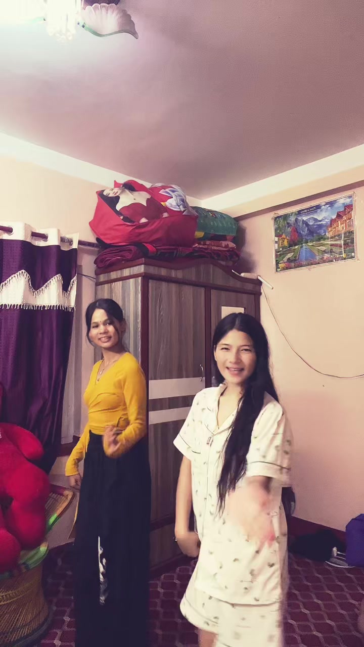 @JeNiEee..🫶🏻🫠
