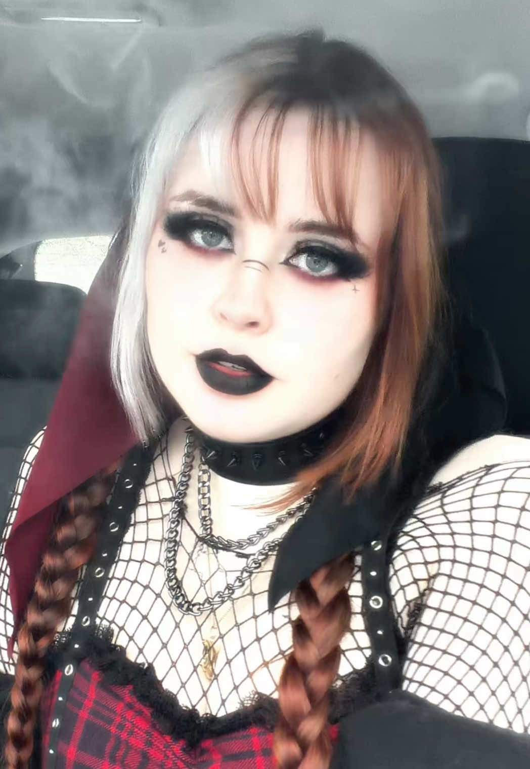 @valeriecosplays