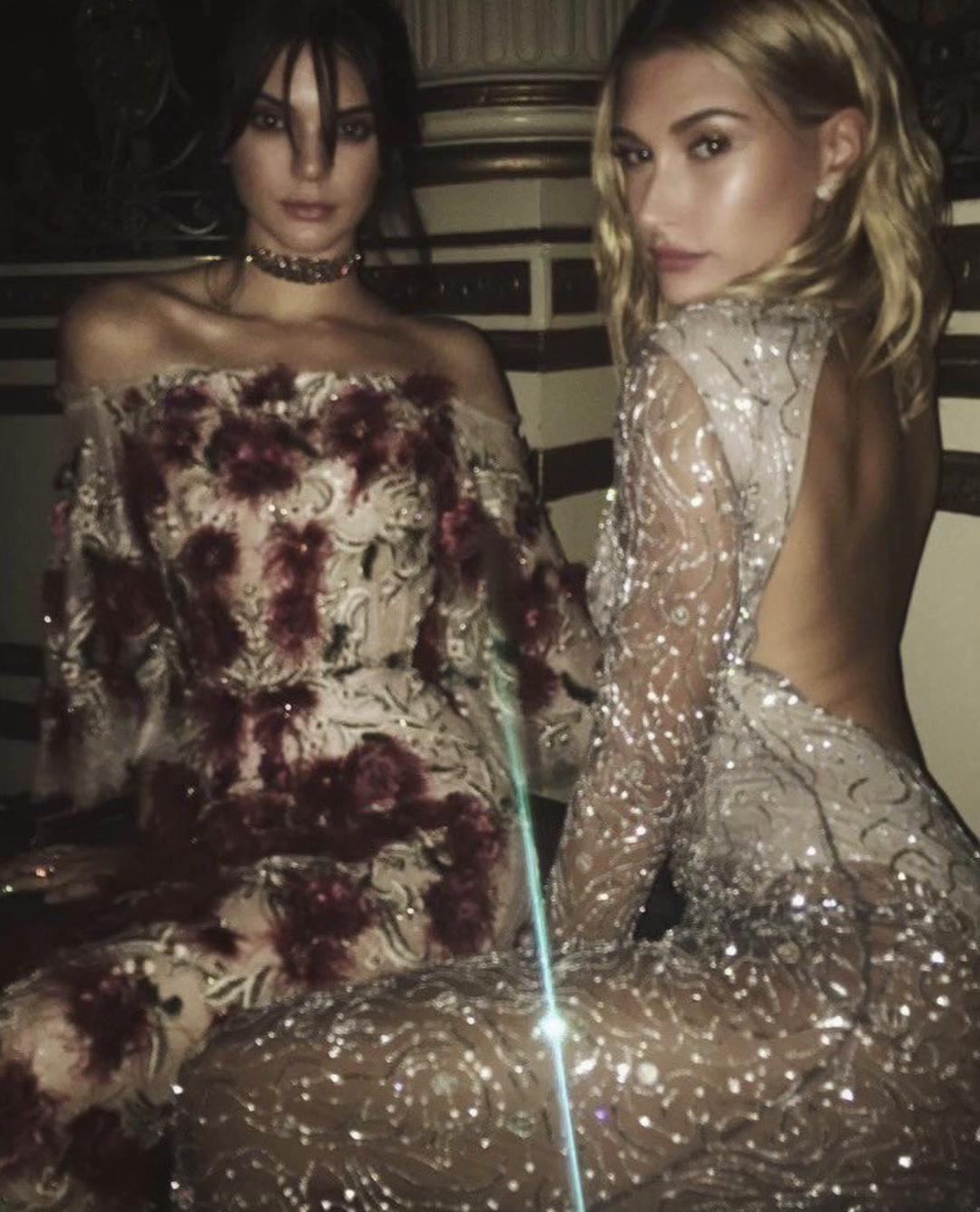 @🦢