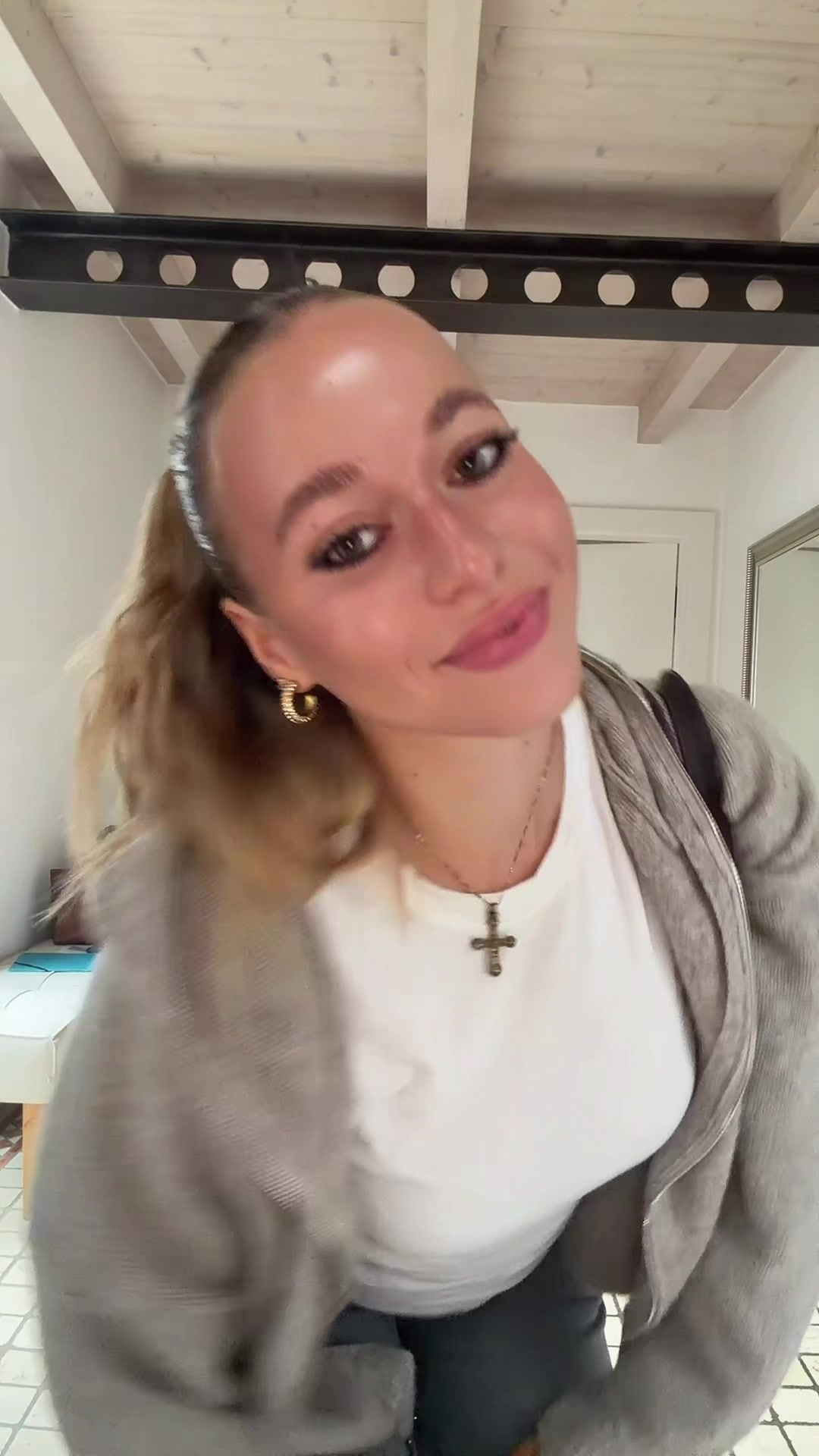 @Mia