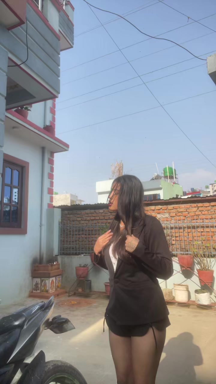 @laxmi_grg49