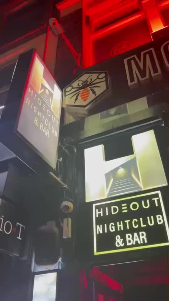 @Hideout Bar