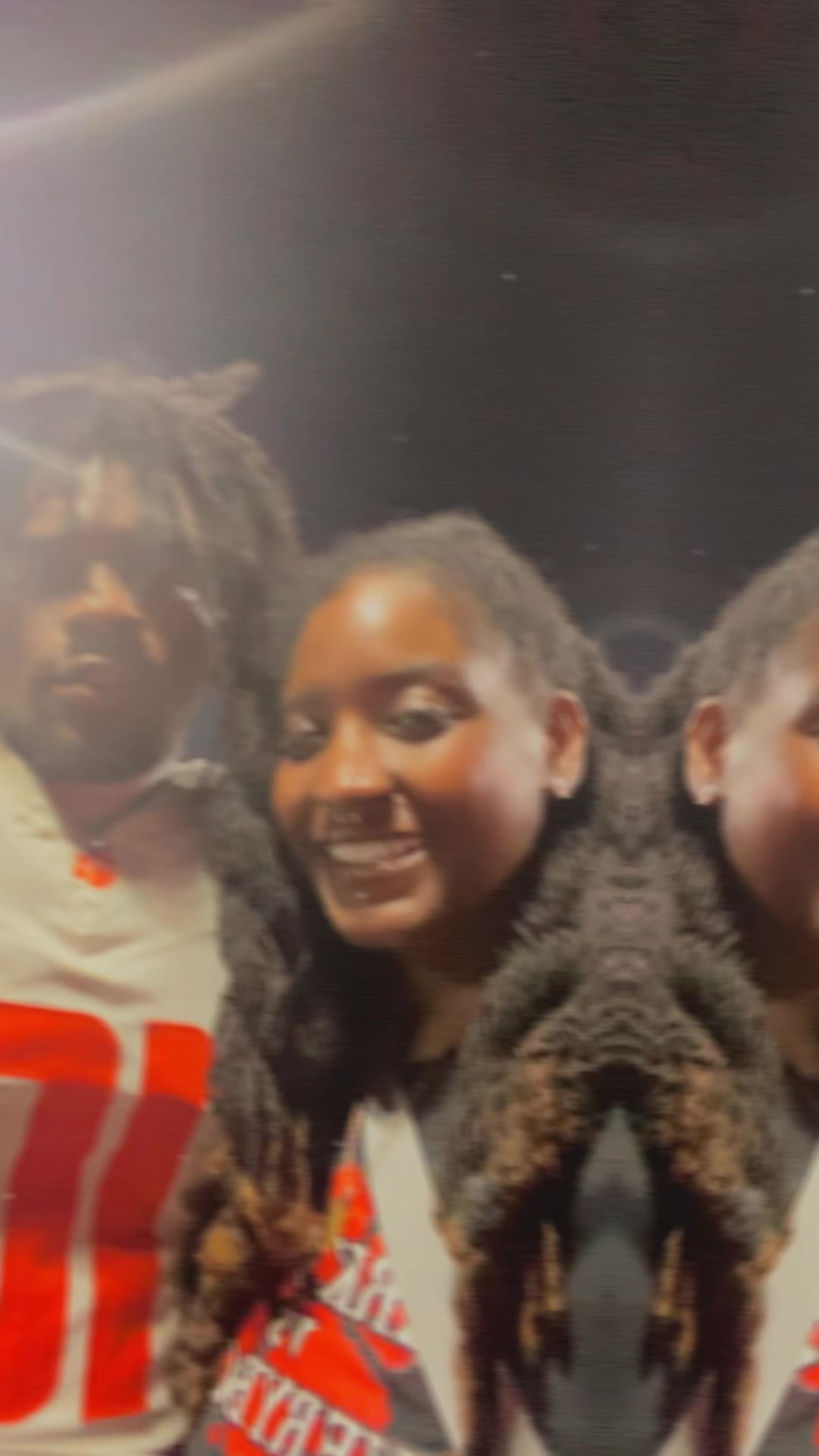 @T Lindsey Wit Da MØTION 🧭🌊🚀