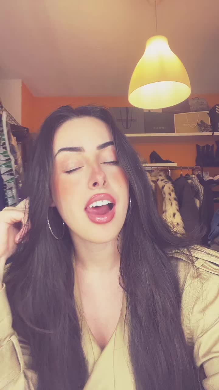 @mariaadelgg