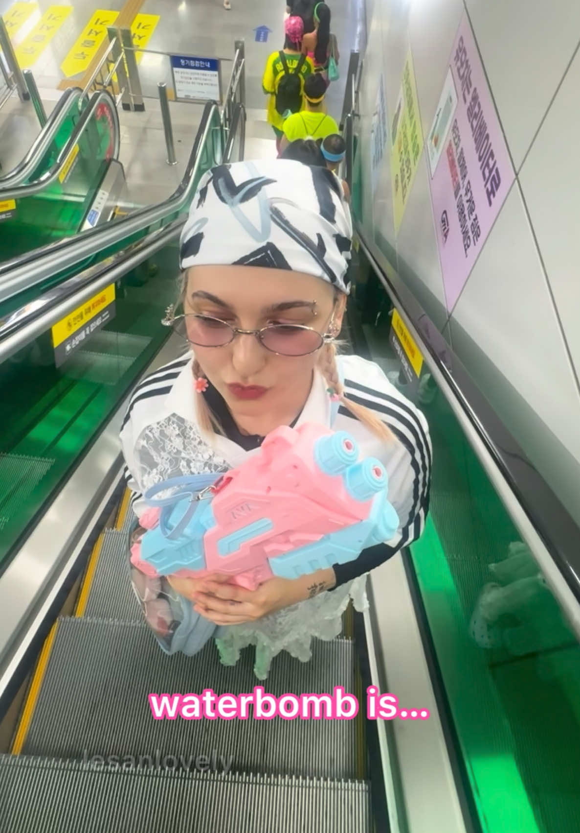 @lesanlovely