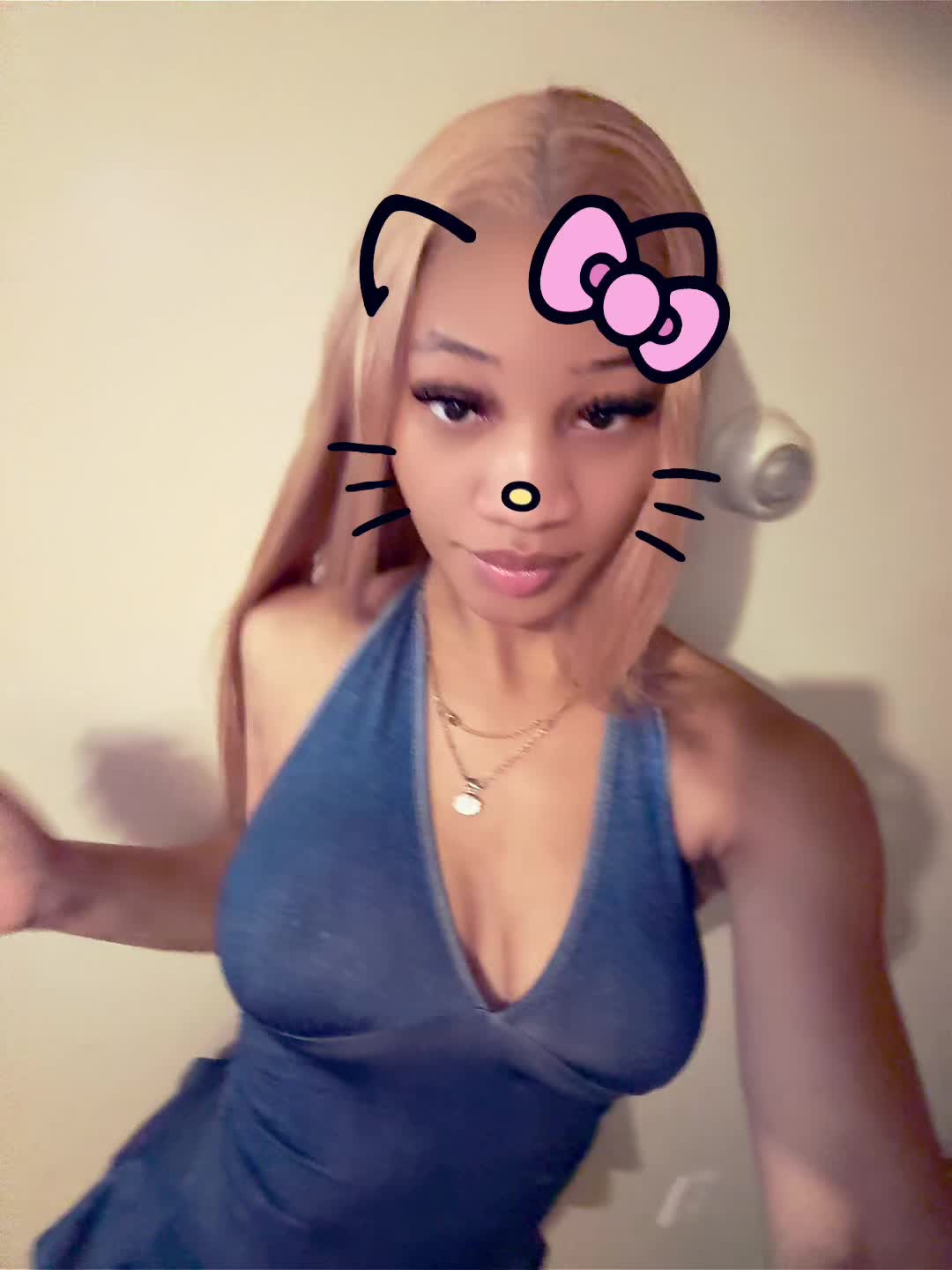 @ÇĦẼŘRŸ PĨÑĶŸ🧚🏻♀️🌸