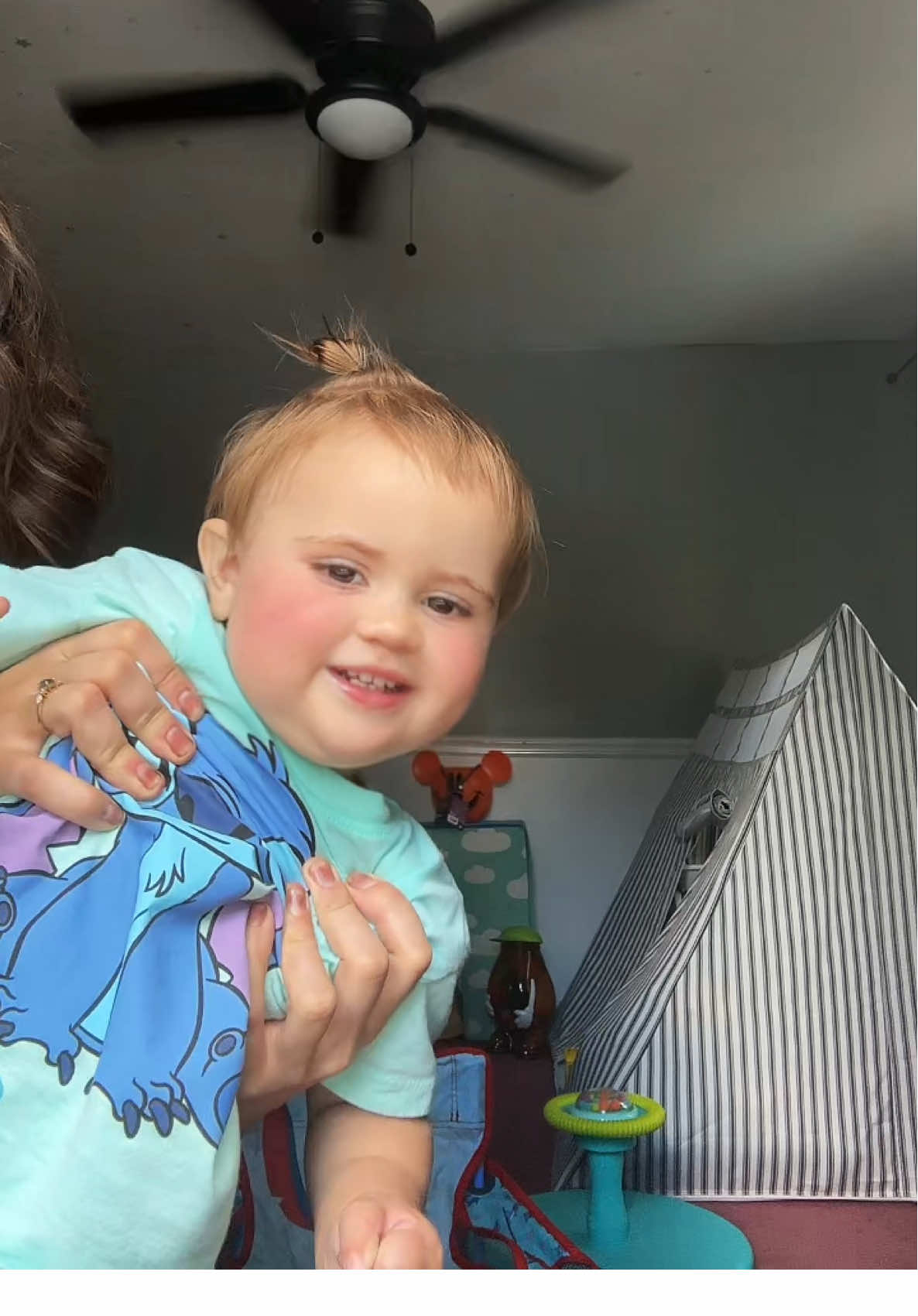 @LACEY | MOM | FUNNY-ISH
