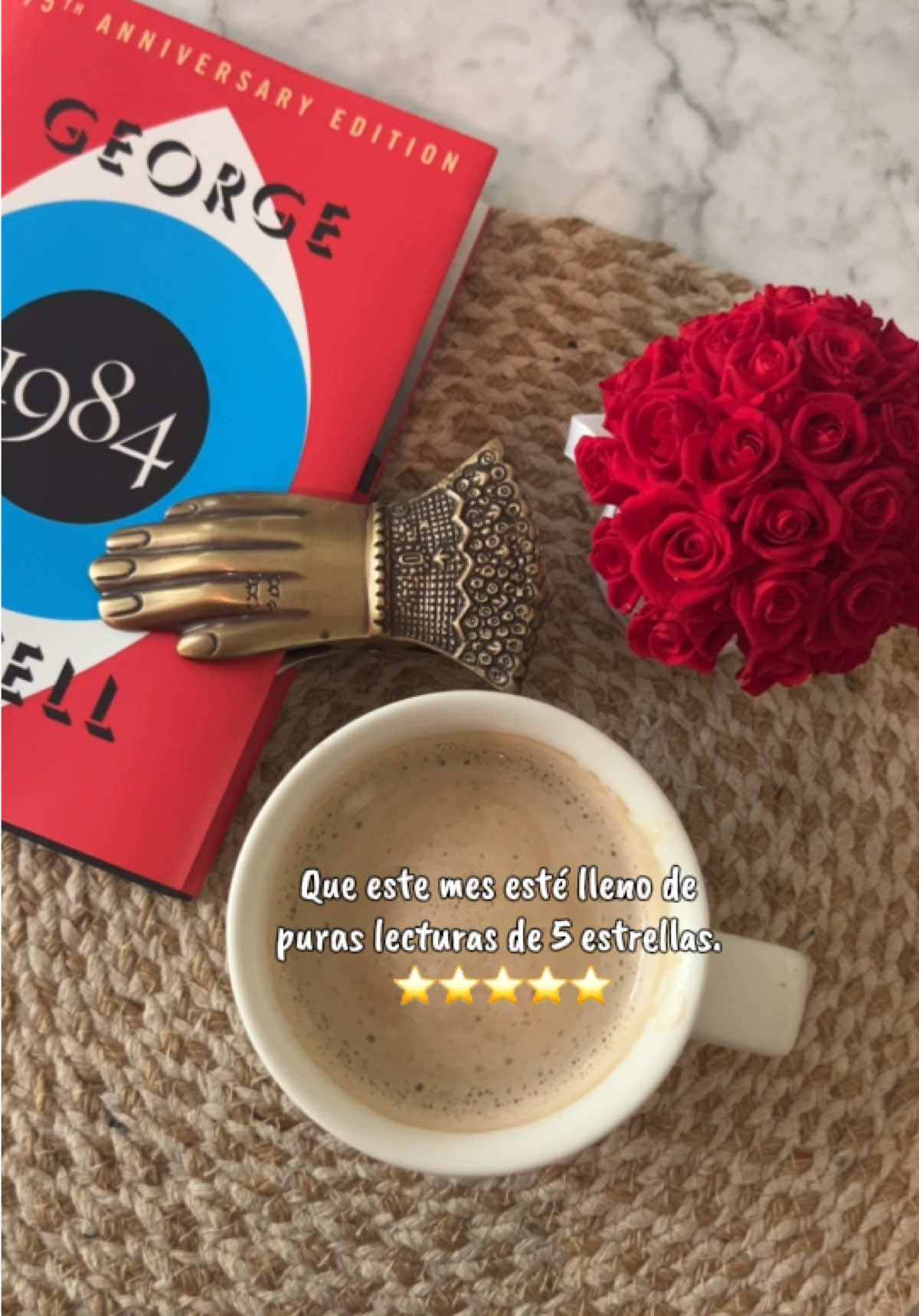 @Yari Serafin 🦋| BookTok 📚