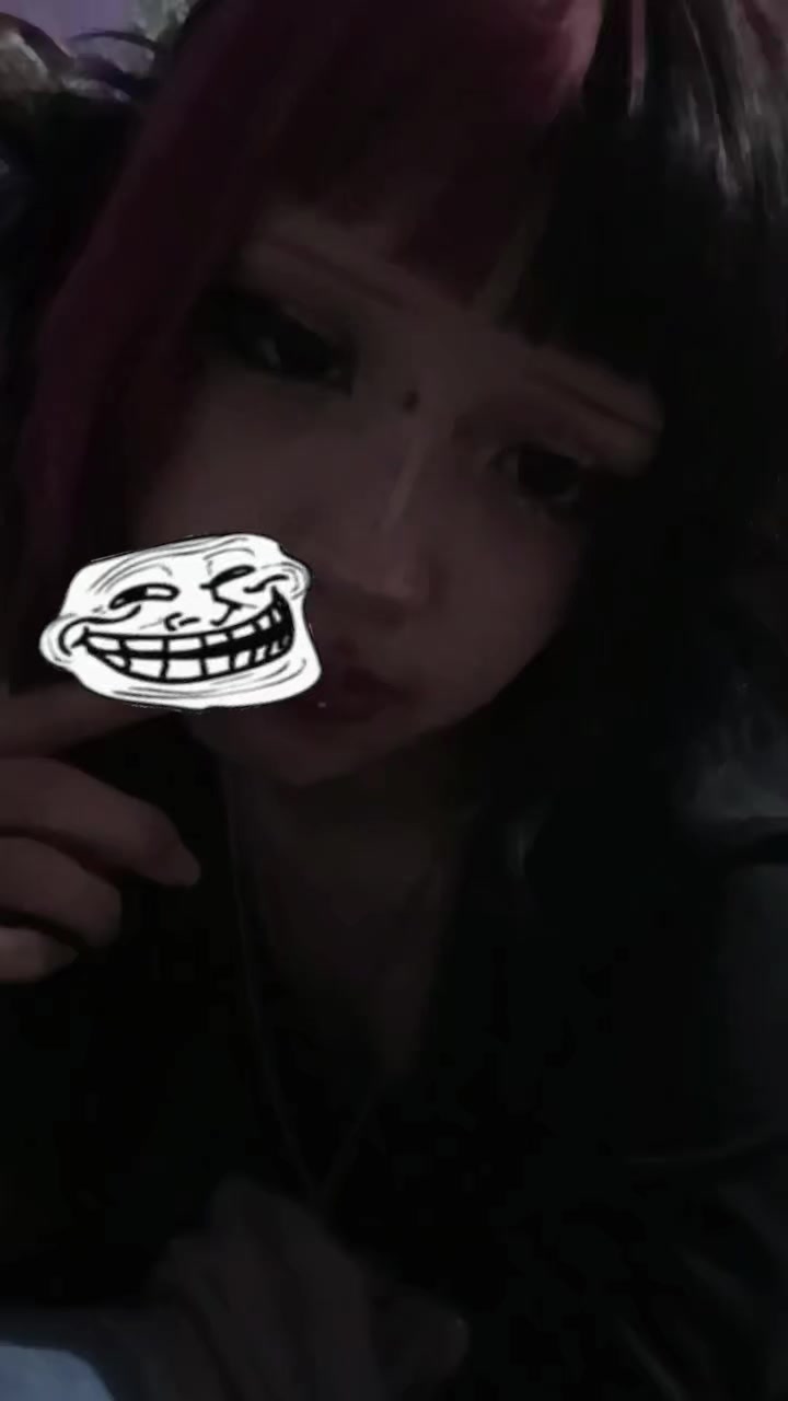 @;3