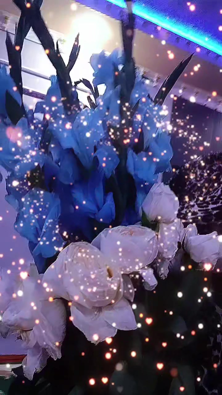 @Ṣ :)