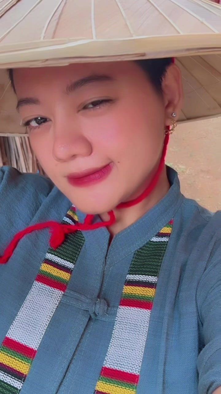 @Khaing