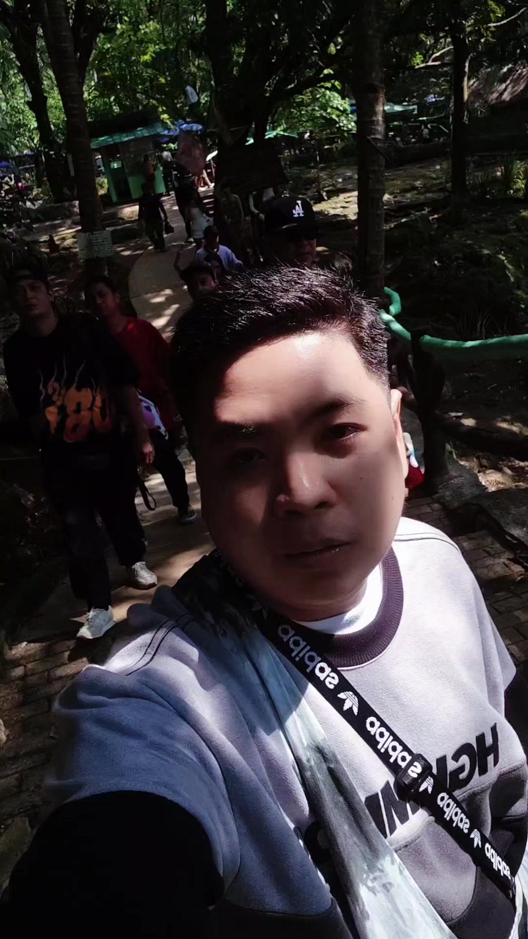 @ARJ🤍