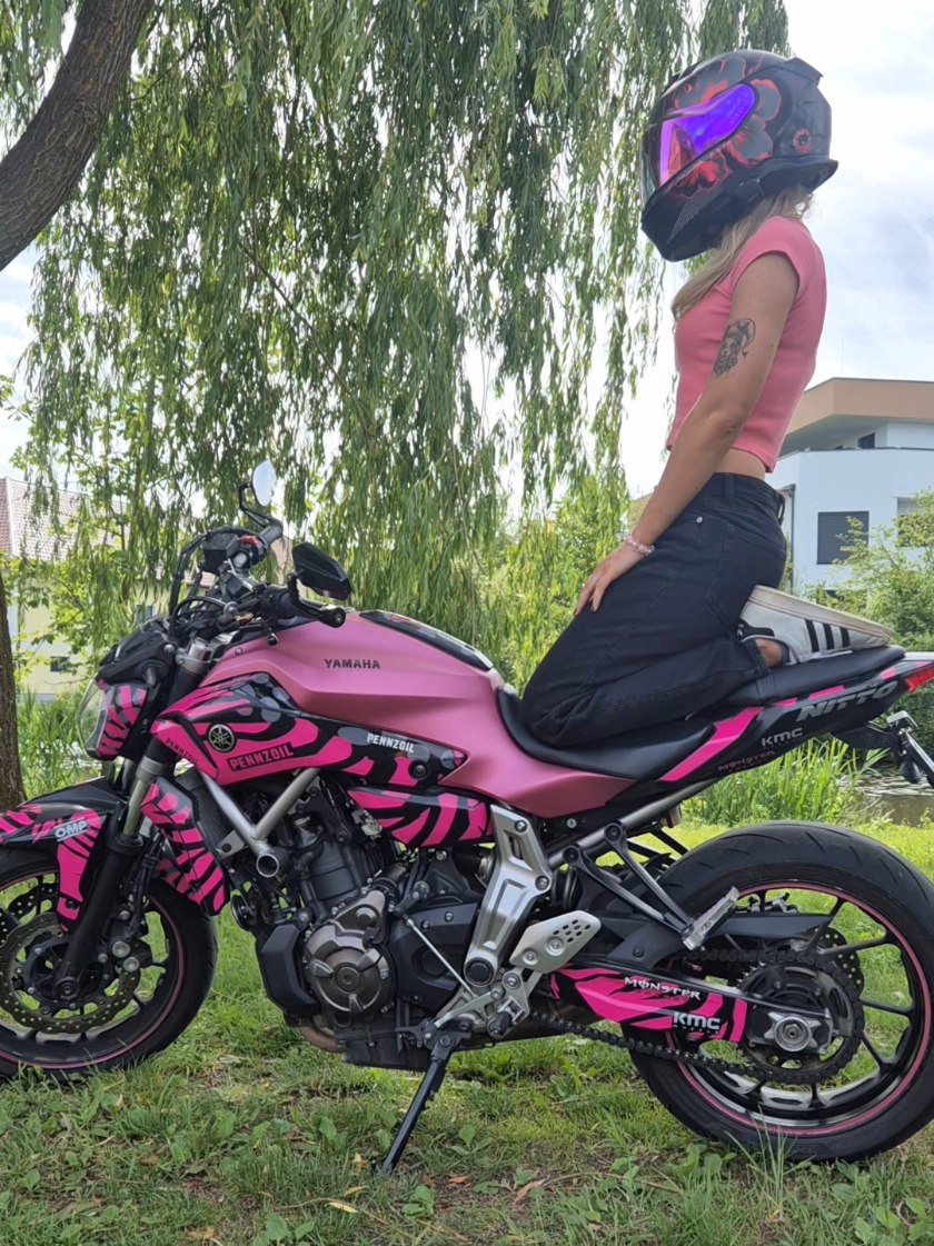 @pink_rider