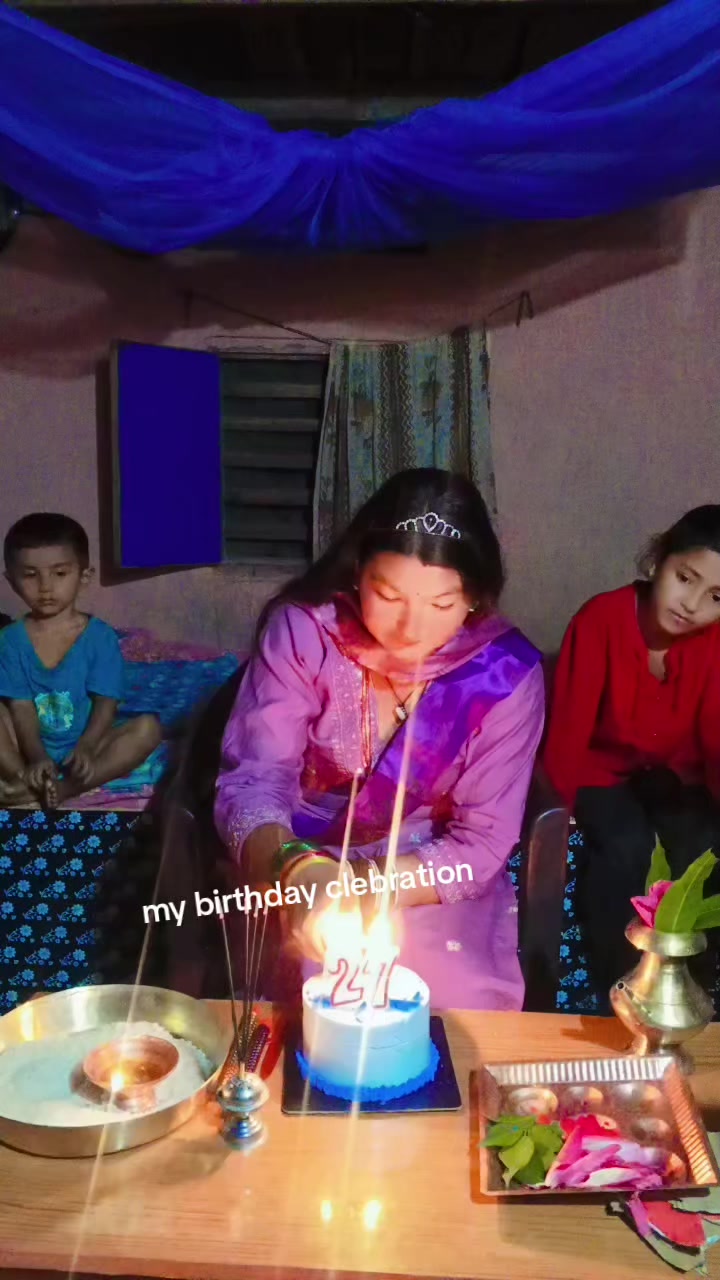 @Bindu Kc62