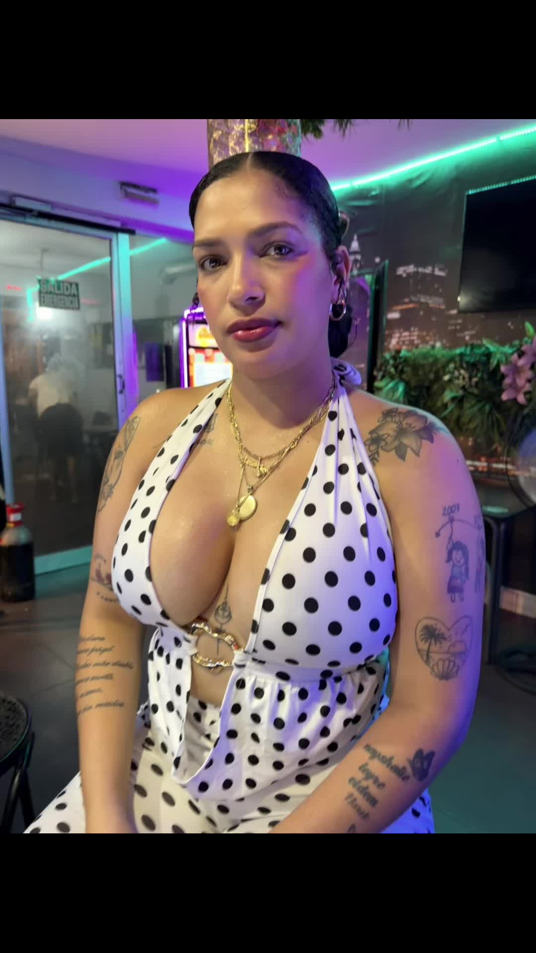 @lavivi1973