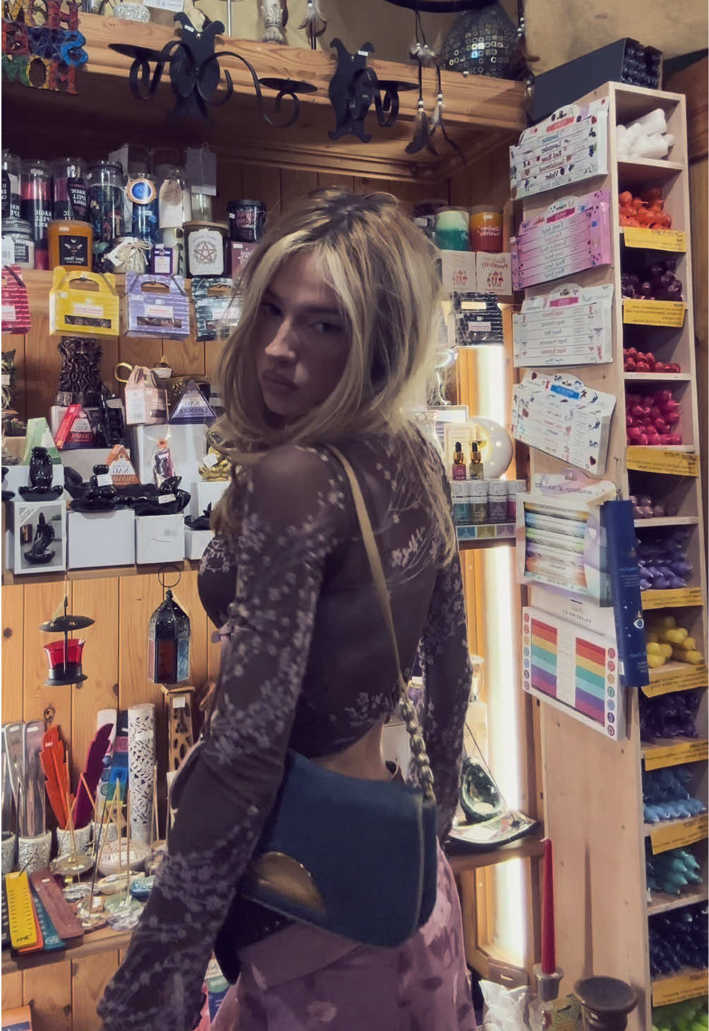 @𝙹𝚞𝚕𝚎𝚜 𝚁𝚑𝚘𝚍𝚎𝚜🦢