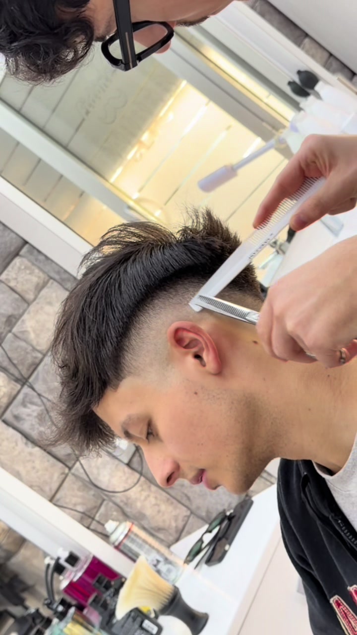@Emanuele.fidone_barber