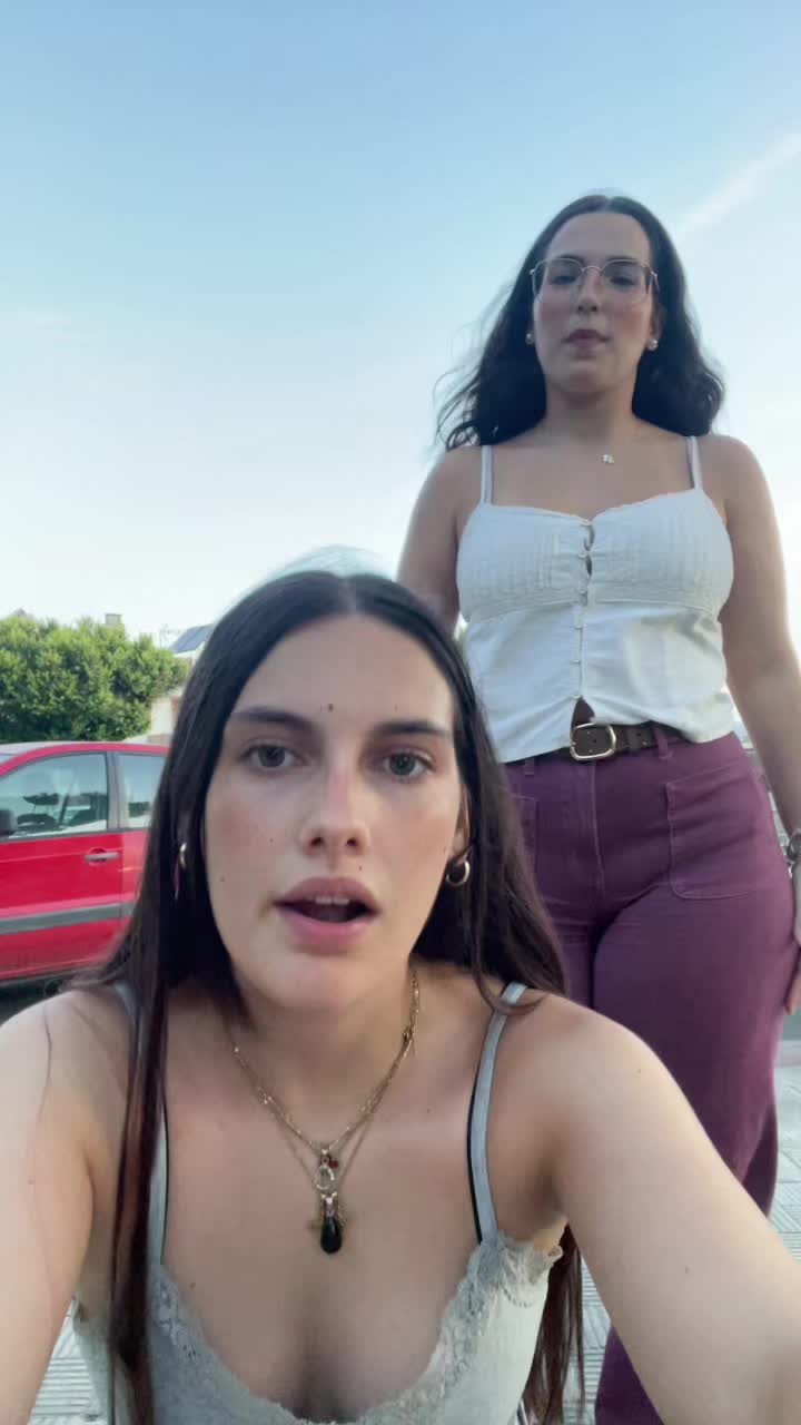 @elena⁷