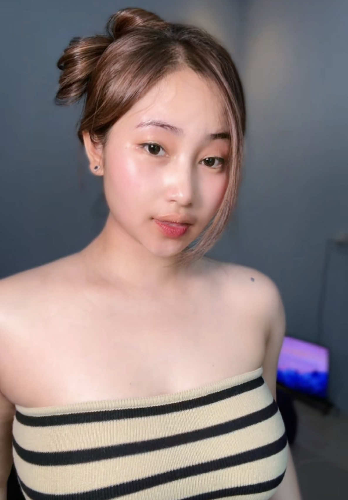 @Ly