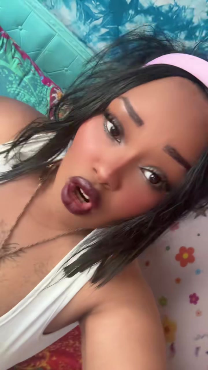 @🧚🏽♀️🍄Charn tanoushka☮️✌🏽