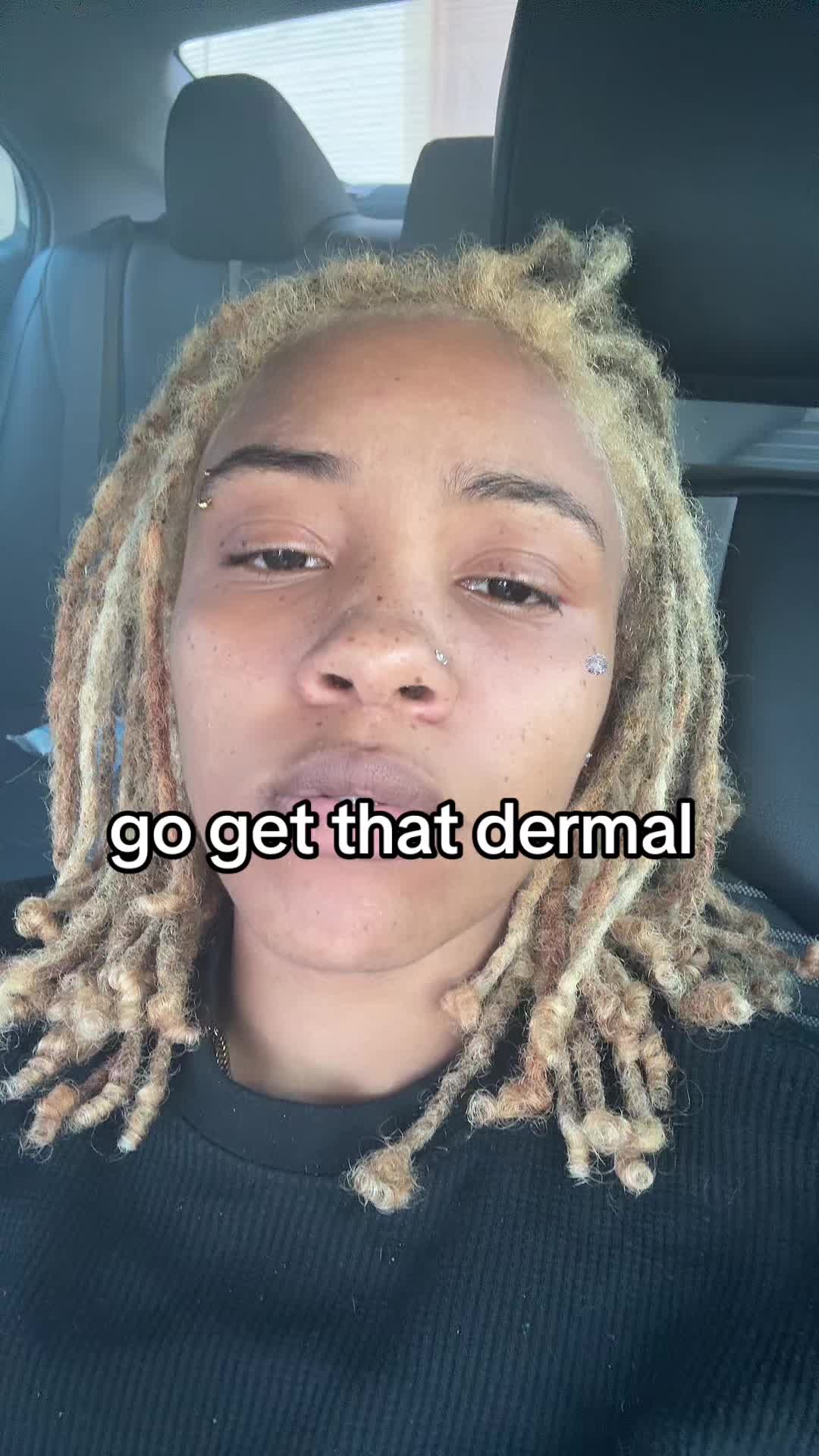 @ᴚ