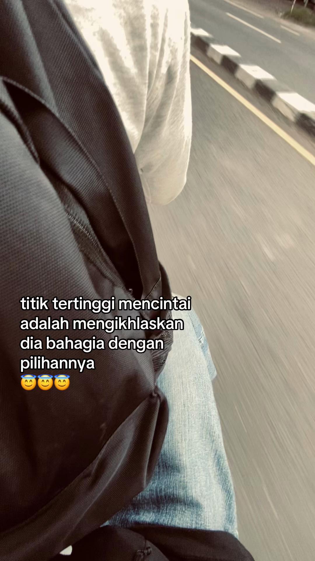 @๐๐ฅ๐ฅ ๐ฌ๐ฅ๐จ๐ฐ๐ฐ๐ฐ_