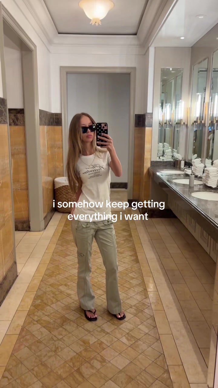 @averymm