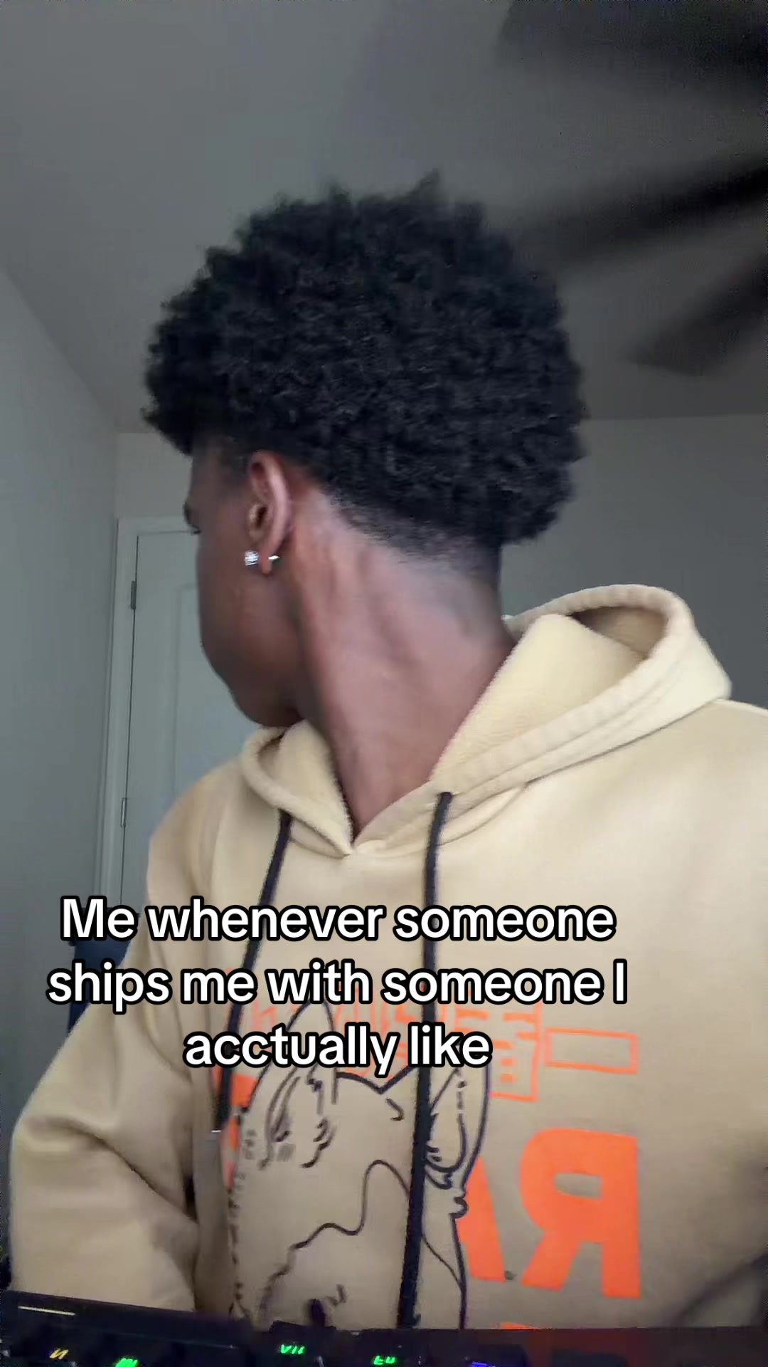 @Giggles 🤭