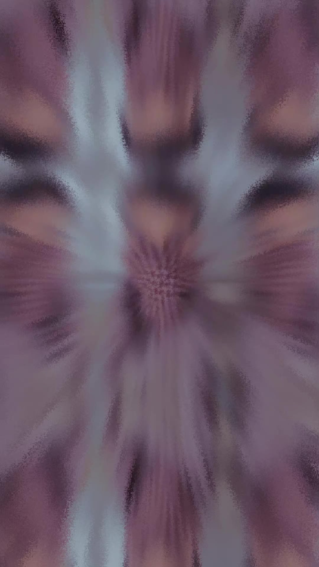 @•