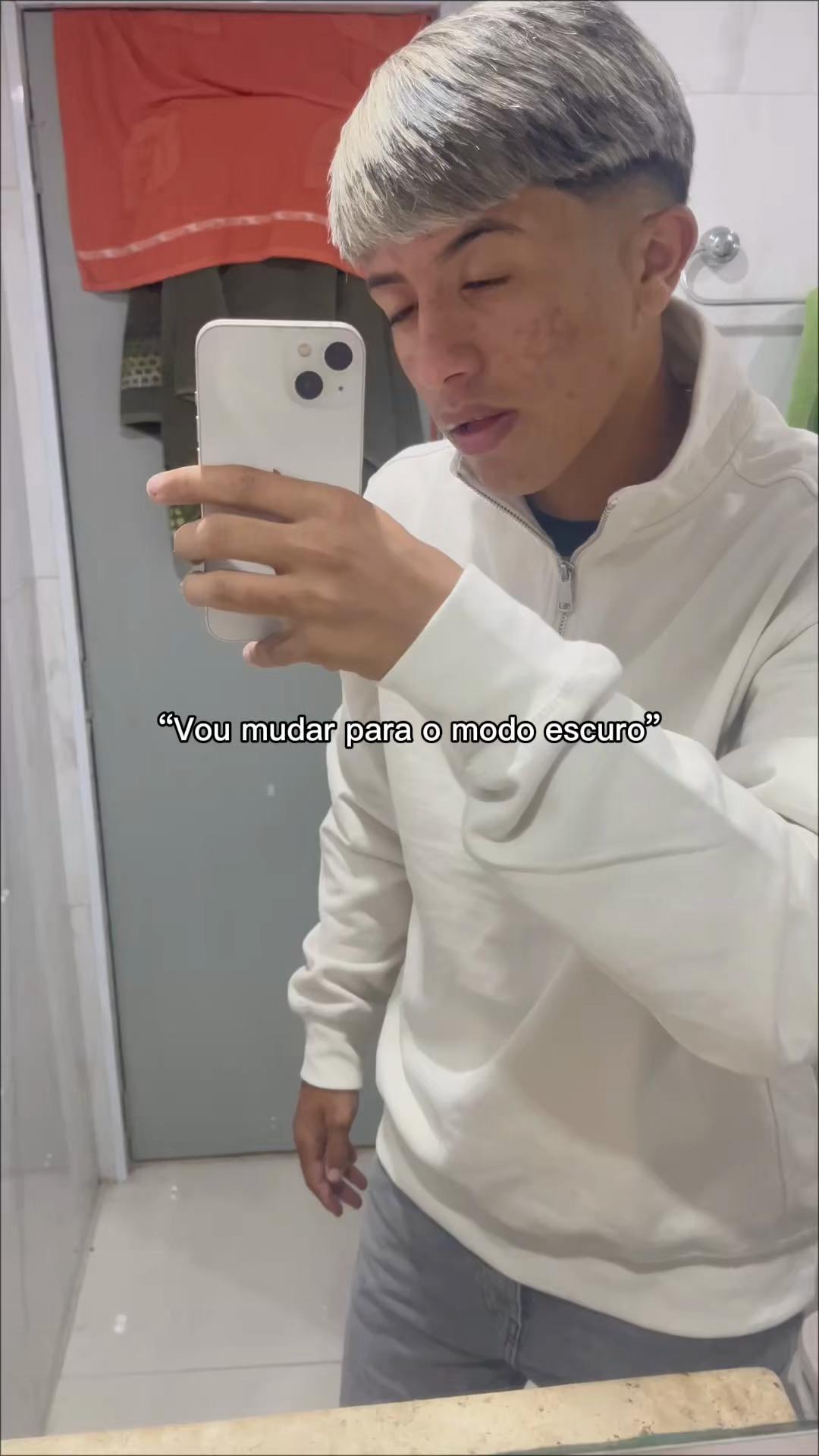 @🎬