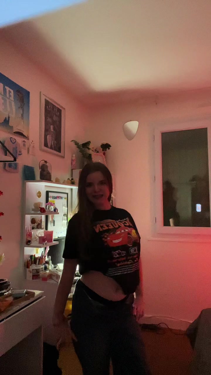 @𝓐𝓷𝓰𝓮'✰