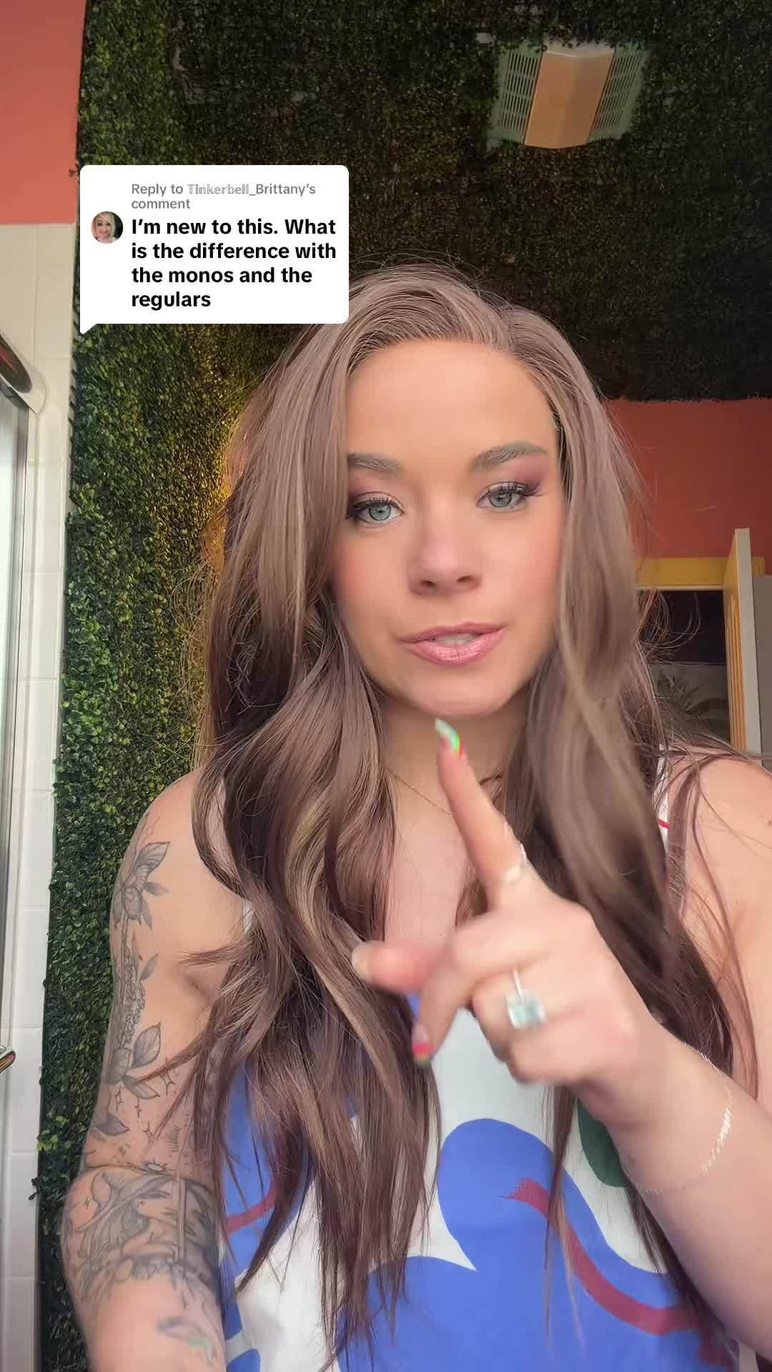 @Elizabeth Wears Wigs 🏳️🌈