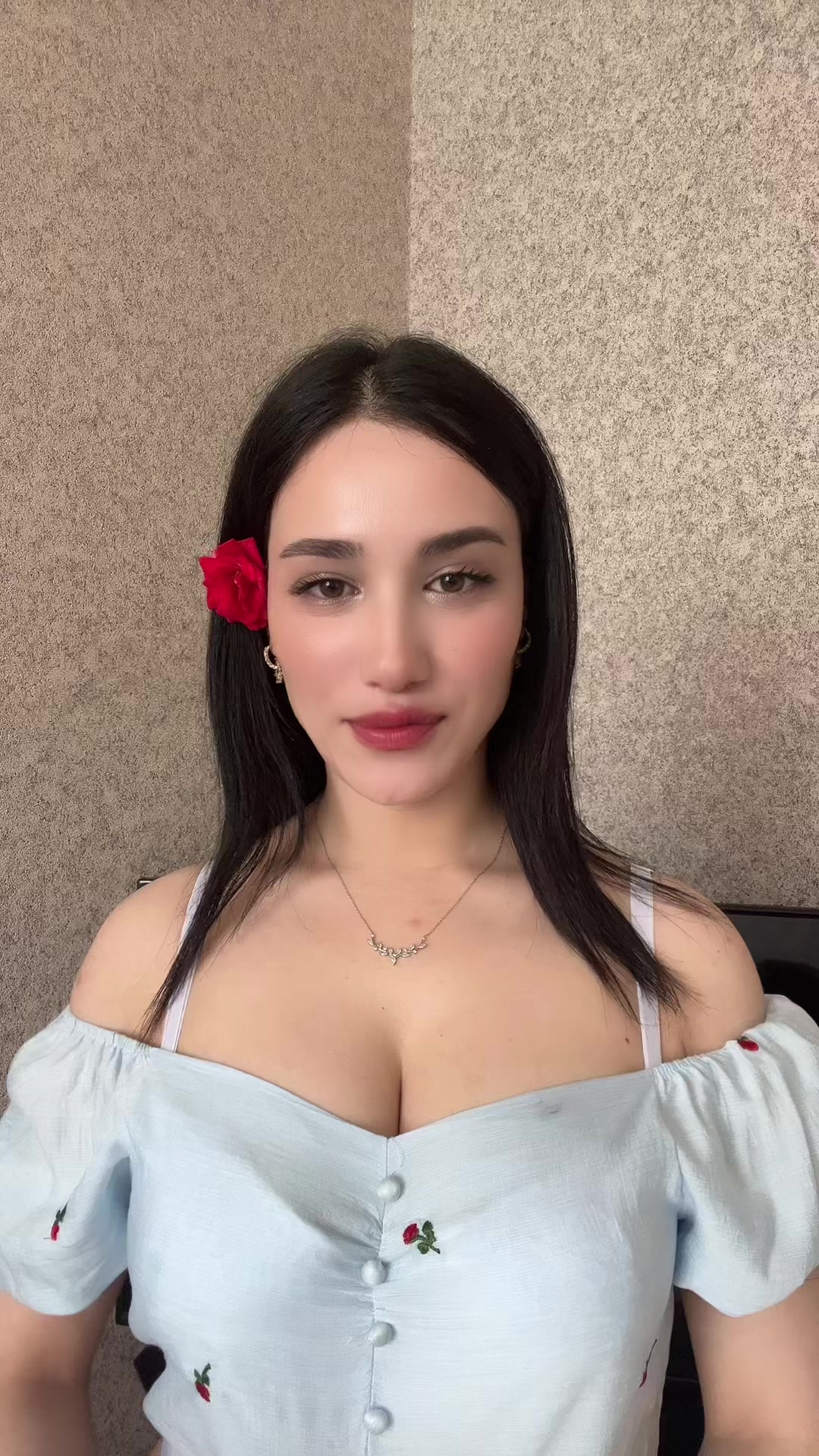 @𝑨𝒚𝒍𝒊𝒏𝟕𝟕𝟕