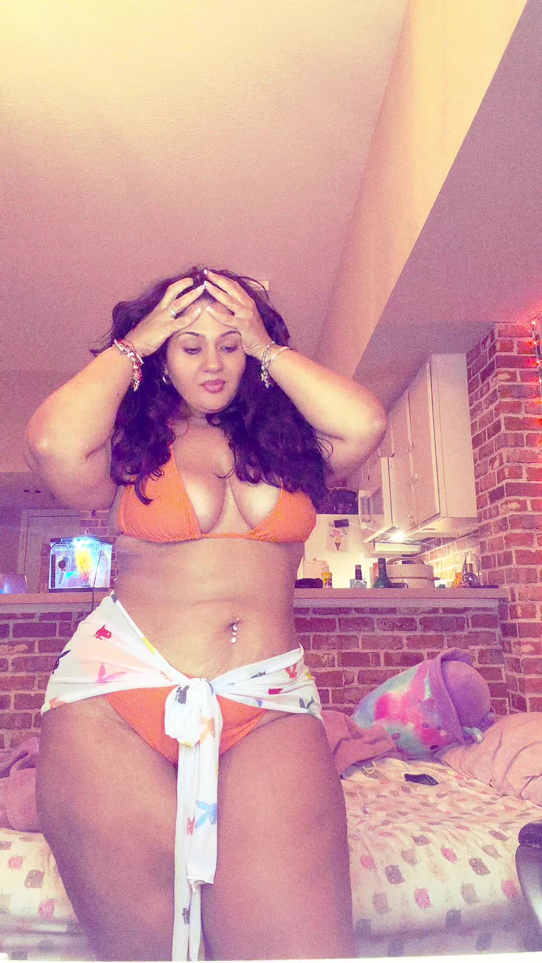 @curvesbygen