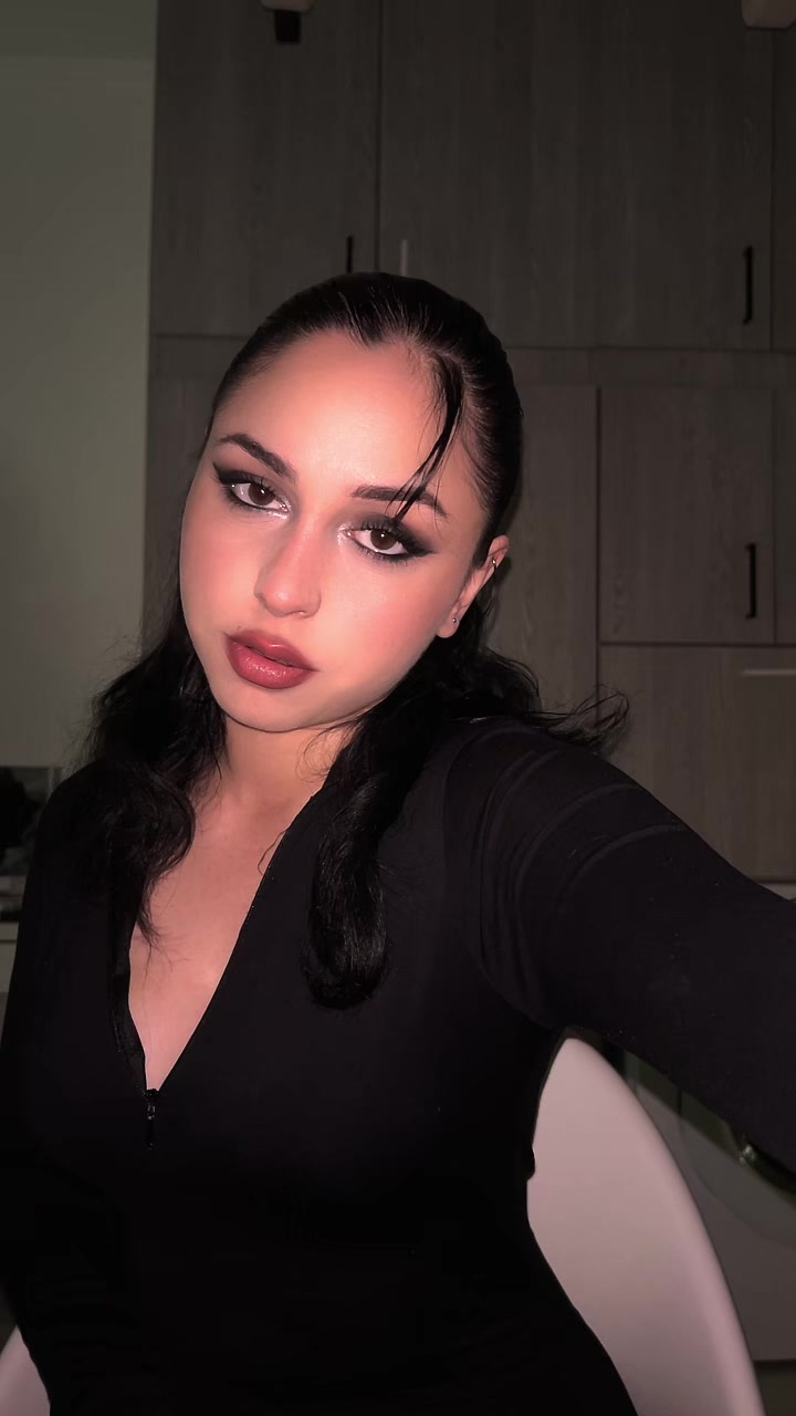 @_justt.vivien_