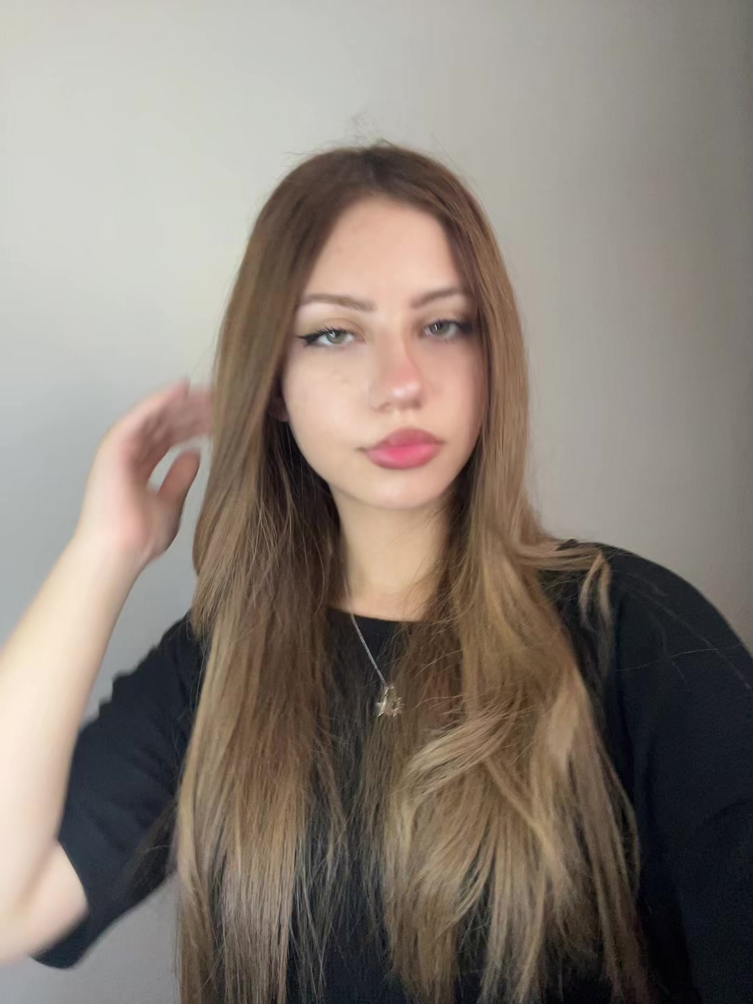 @𝐴𝑟𝑧𝑢🪽