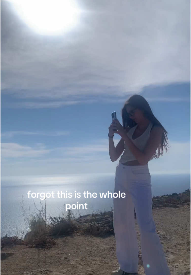 @rena