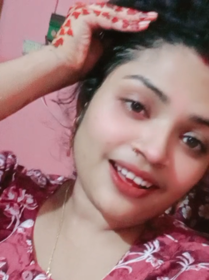 @🍁বাবার এক মাত্র রাজ কন্যা🍁