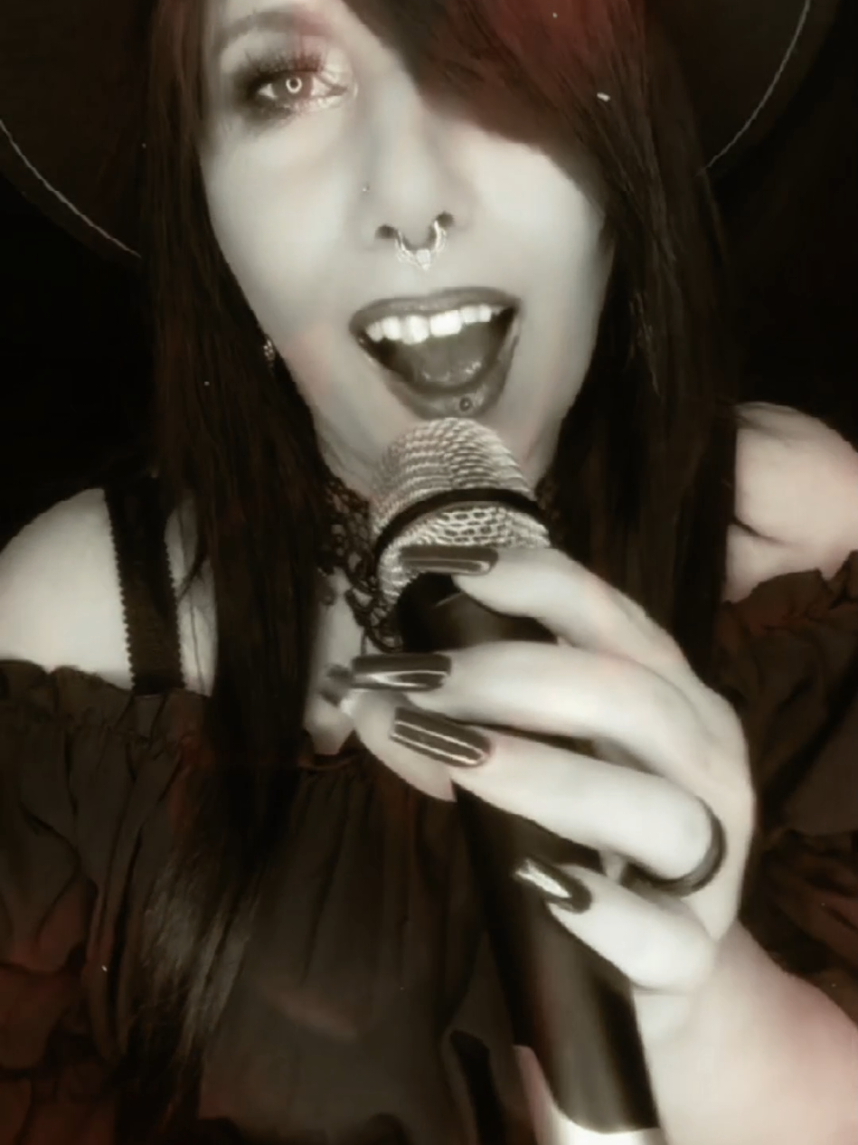 @🖤🎼Kikki🎼🖤