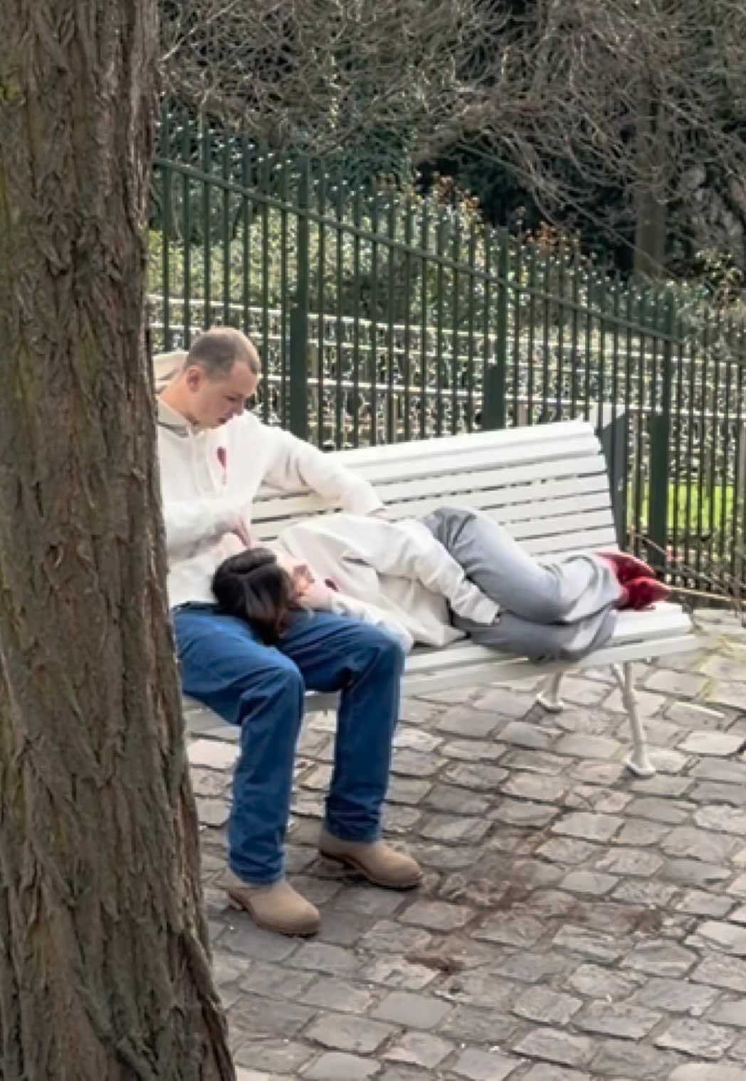 @kisskissinparis